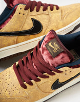 Nike SB Dunk LOW 'City of Cinema'